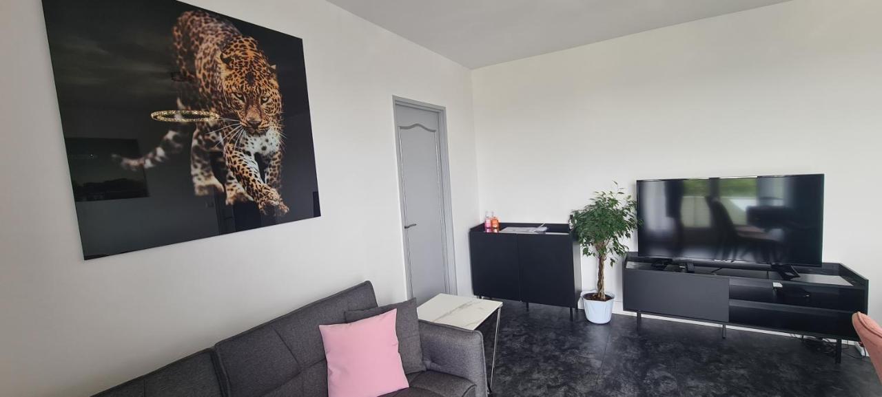 Appartement 65M² Paris - Disneyland - Rer A Noisy-le-Grand Esterno foto